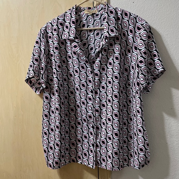 Notations Tops - Women 2X Vintage Notations Shoulder Pads Button Down Blouse- No fabric tag, silk